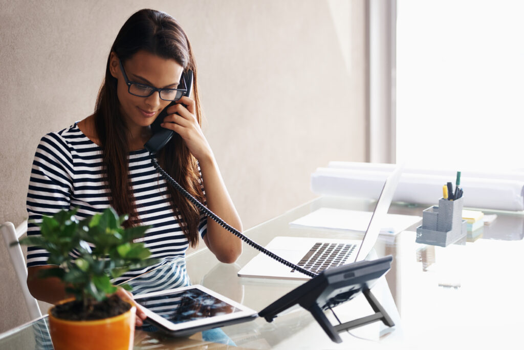 How VoIP Can Reduce Business Communication Costs in Dubai
