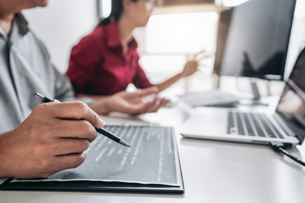 IT Support Contracts in Dubai What Businesses Should Check Before Signing